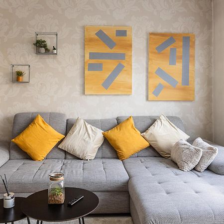 Nice Big Apartment 2Bds - Belgicka ปราก ภายนอก รูปภาพ